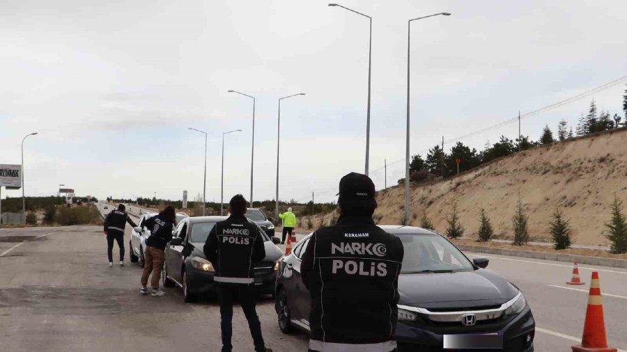 Karaman’da 8 Adet Ruhsatsız Silah Ele Geçirdi