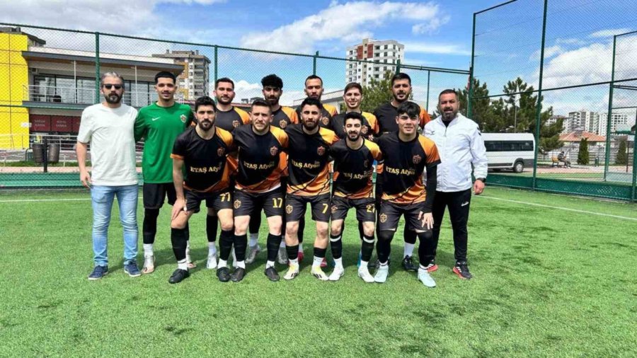 Mahrumlarspor Farklı Kazandı