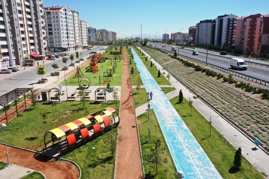 Başkan Çolakbayrakdar: "çocuklar İçin Her Parka Toprak Alan Yapıyoruz"