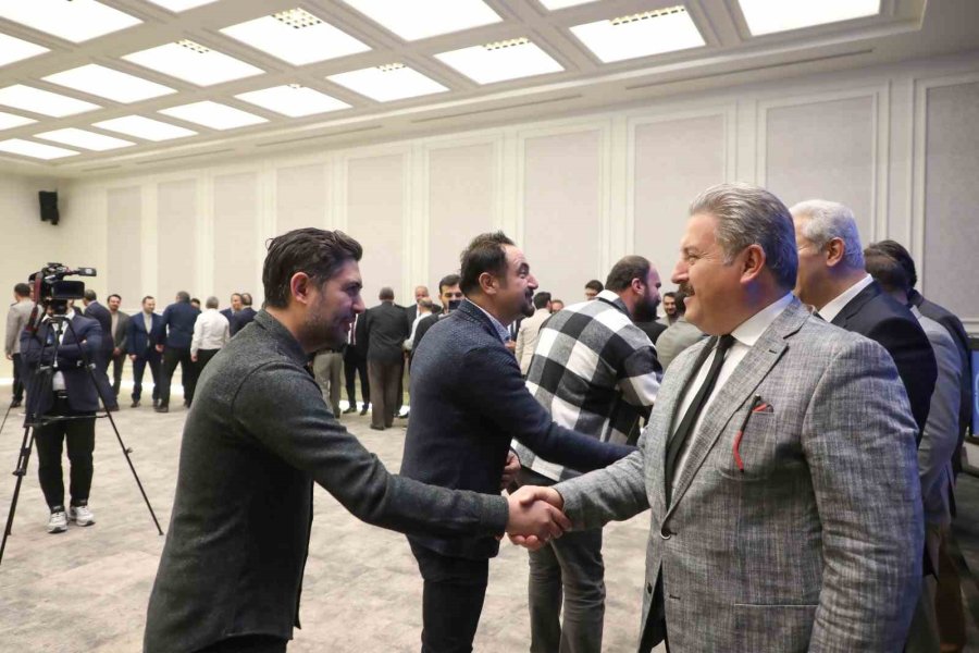 Başkan Palancıoğlu, Mesai Arkadaşları İle Bayramlaştı