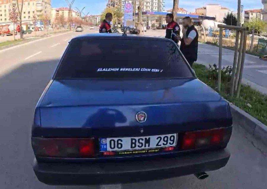 Ruhsatsız Tabancayla Yakalandı, Gözaltına Alındı