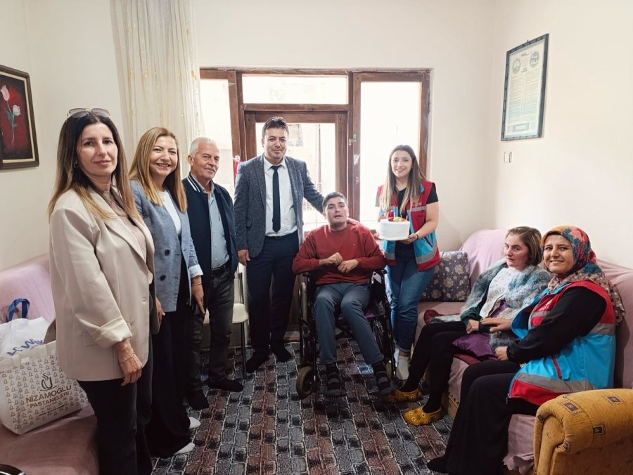 Gazipaşa Sydv’den Özel Bireylere Doğum Günü Sürprizi