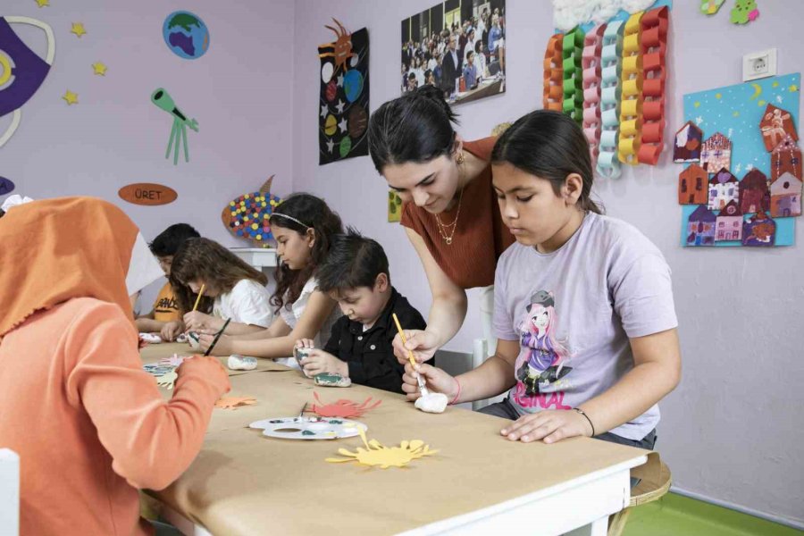 Silifke’de Çocuklar İçin Hobi Atölyesi Açıldı