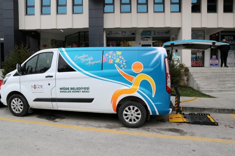 Niğde Belediyesi’nden Eğitimden Sağlığa, Gıdadan Yakacağa Kapsamlı Yardımlar