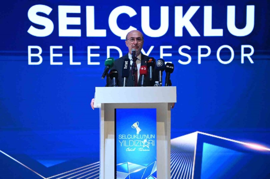 Şampiyonlar Ödüllendirildi