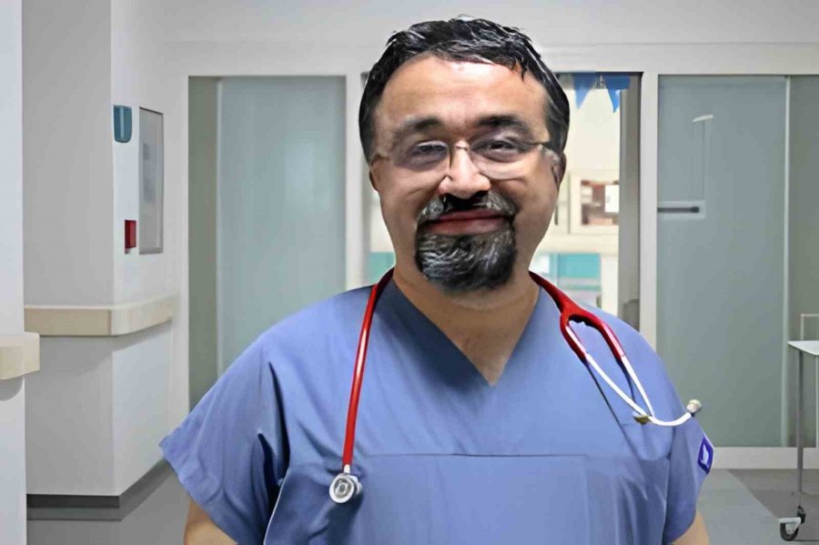 Balkondan Düşerek Hayatını Kaybeden Doktor Son Yolculuğuna Uğurlandı