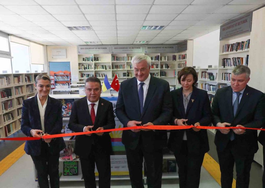 Başkan Muhittin Böcek İle Ukraynalı Bakan’dan Anlamlı Açılış