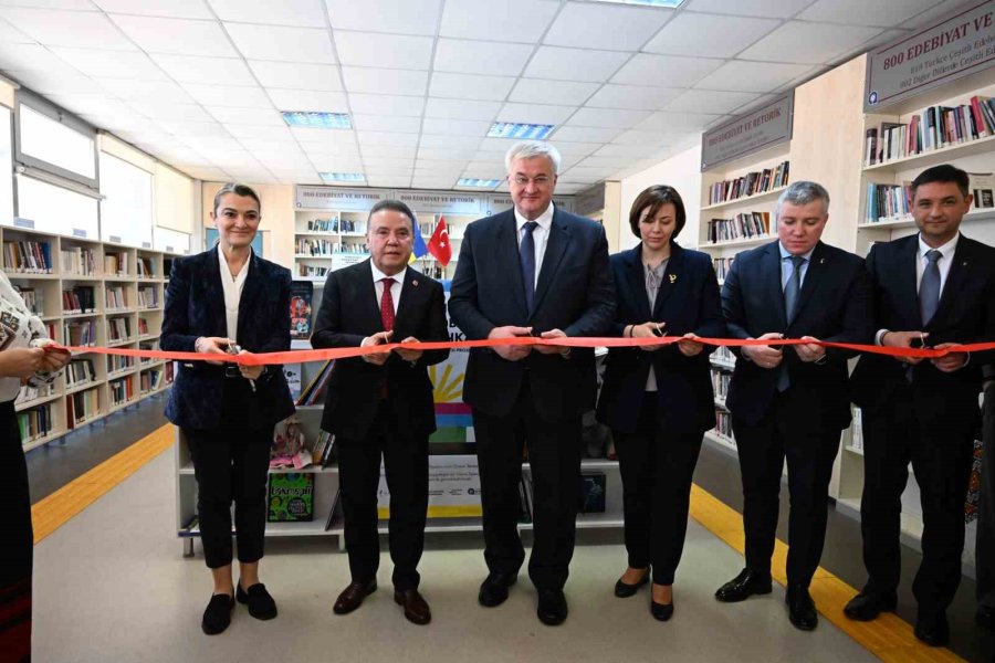 Başkan Muhittin Böcek İle Ukraynalı Bakan’dan Anlamlı Açılış