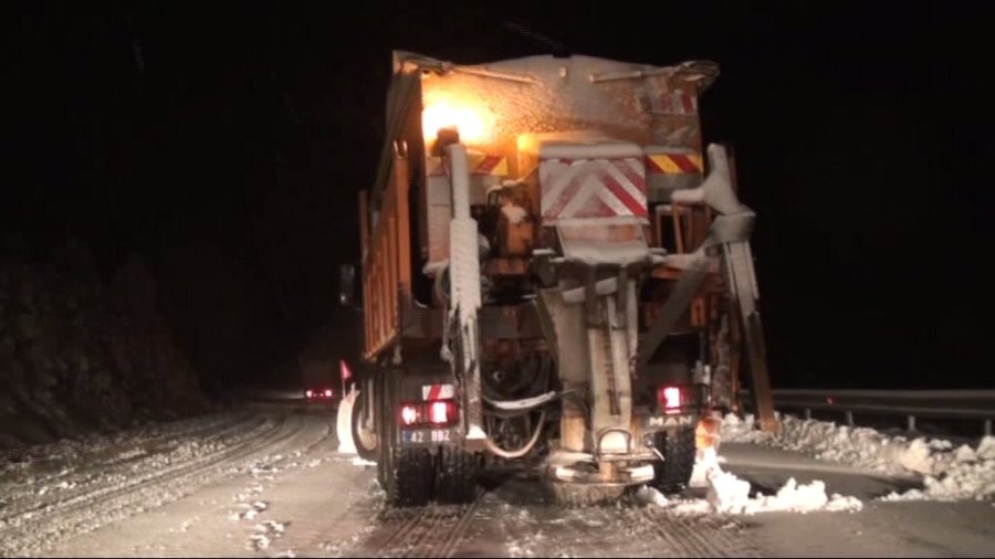 Antalya-konya Karayolunda Kar Etkisini Kaybetti