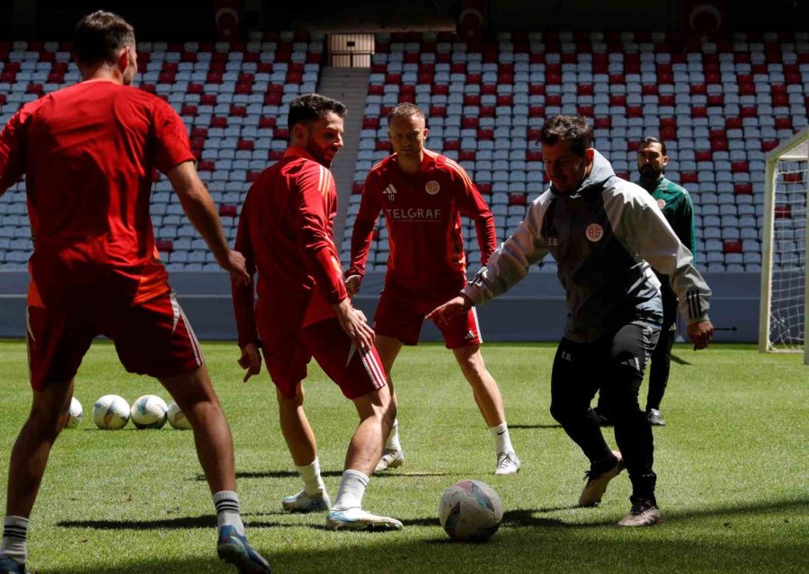 Emre Belözoğlu: "avrupa’yı Konuşmak, Avrupa Üzerinden Değerlendirmeler Yapmak Çok Gerçekçi Değil"