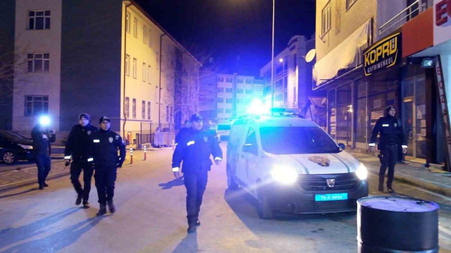 Karaman’da Kavga İhbarına Giden Polislere Konfetili Sürpriz