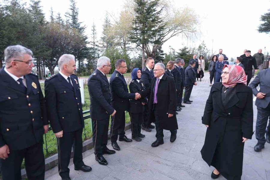 Başkan Büyükkılıç: "polis Teşkilatımızın 180. Kuruluş Yılı Kutlu Olsun"