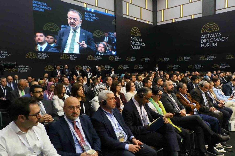 Antalya’da Suriye’ye Uluslararası Destek Mesajı