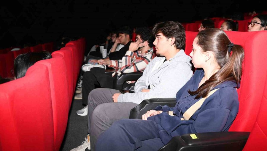 Kemer’de Kurs Öğrencilerine Seminer Verildi