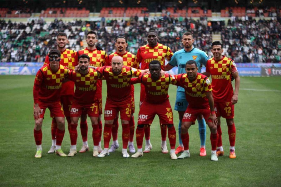 Trendyol Süper Lig: Konyaspor: 1 - Göztepe: 0 (ilk Yarı)