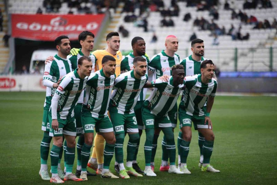 Trendyol Süper Lig: Konyaspor: 1 - Göztepe: 0 (ilk Yarı)