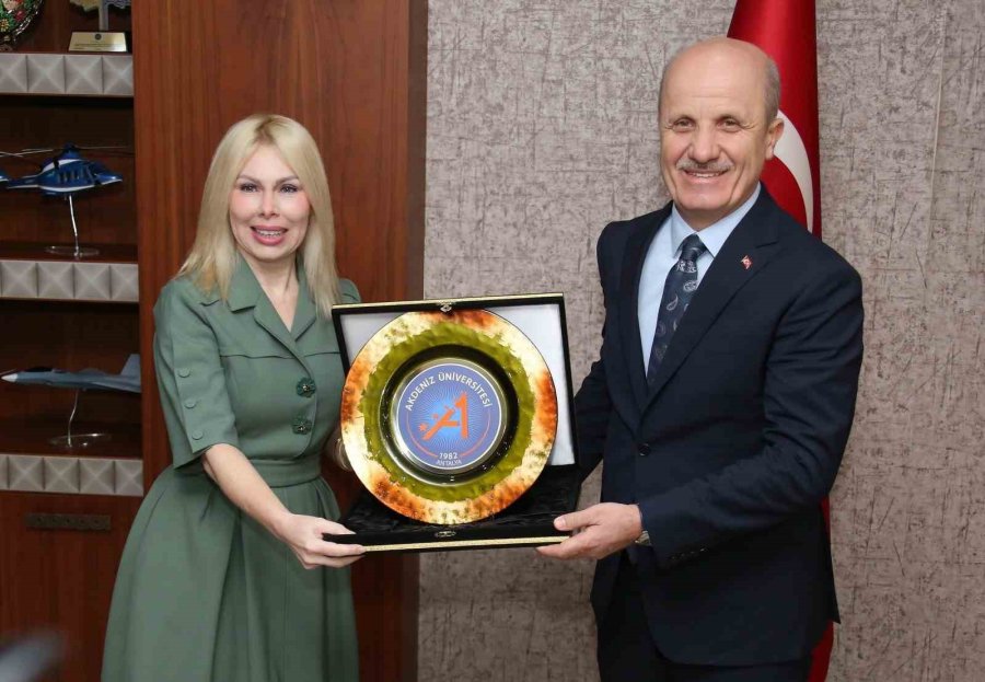 Yök Başkanı Prof.dr. Özvar Akdeniz Üniversitesi’nde