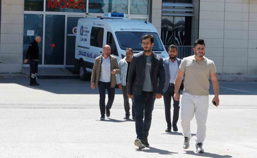 Kamyonla Çarpışan Motosikletin 16 Yaşındaki Sürücüsü Hayatını Kaybetti