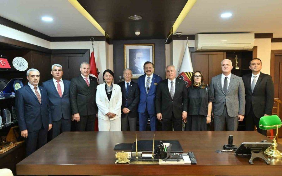 Hisarcıklıoğlu: "367 Oda Ve Borsanın İçinde Altso Yüz Akımız’’