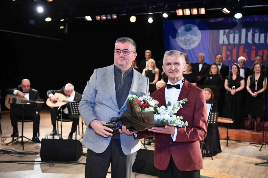 Kent Korosu Türk Sanat Müziği Konseri Yoğun İlgi Gördü