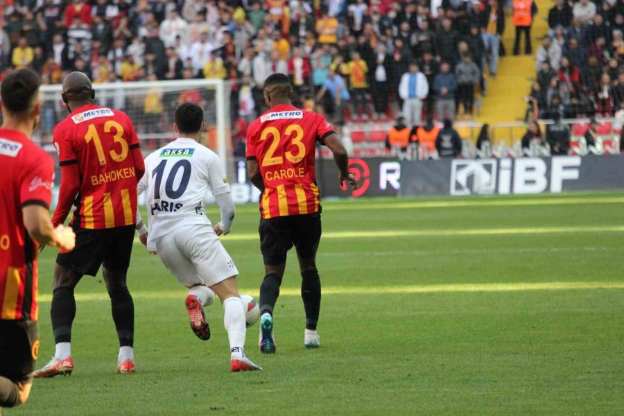 Trendyol Süper Lig: Kayserispor: 0 - Kasımpaşa: 0 (ilk Yarı)