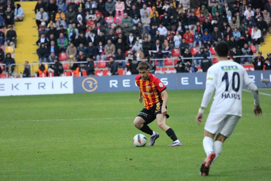 Trendyol Süper Lig: Kayserispor: 0 - Kasımpaşa: 0 (ilk Yarı)
