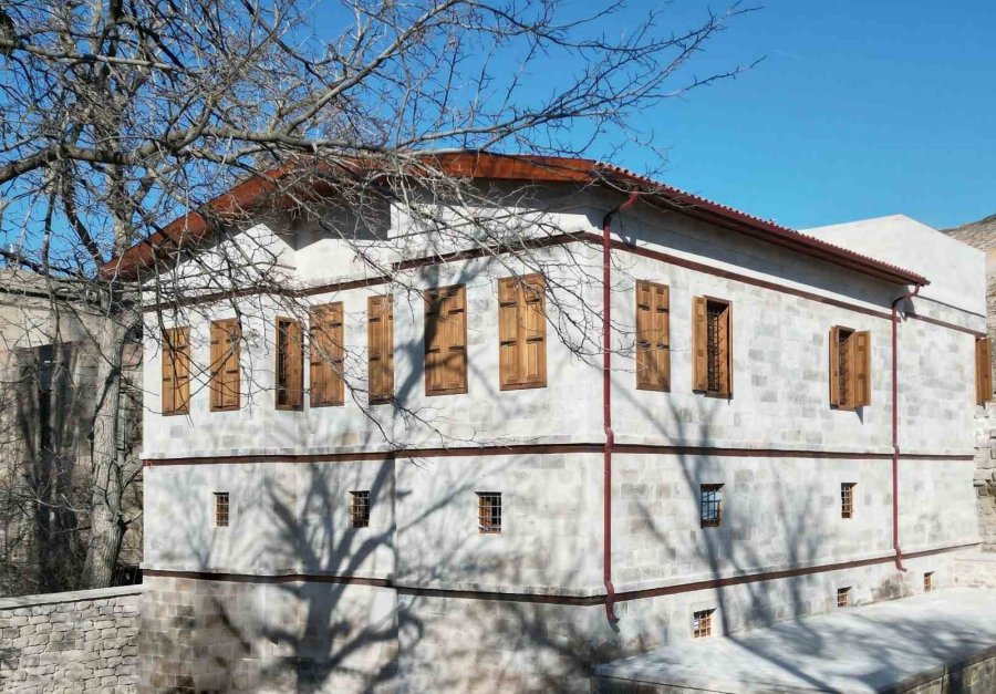 Melikgazi’nin Modern Yapısı Tarihi Dokuyla Harmanlanıyor