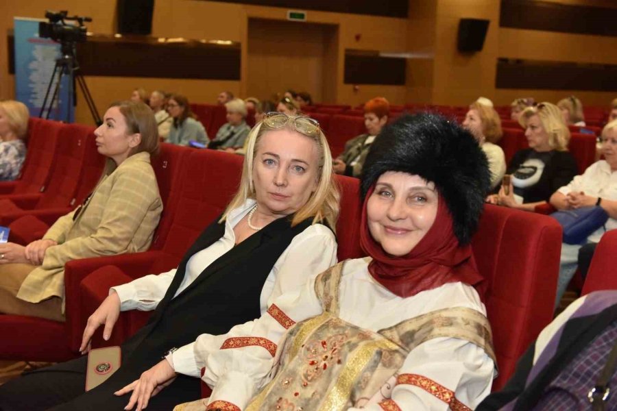 Kepez’de Yabancı Vatandaşların Sorunları Ele Alındı