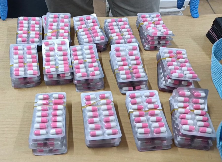 Montların Astarından Uyuşturucu Hap Çıktı