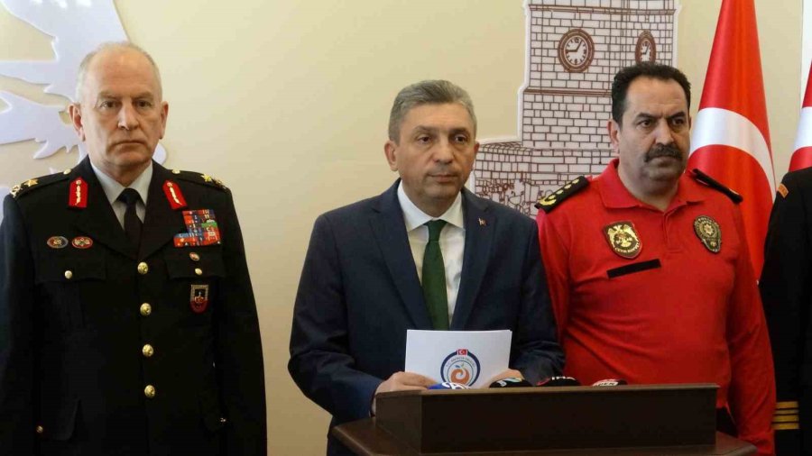 Vali Şahin: "çok Kısa Bir Zamanda 2 Tane Çok Önemli, Kritik Kavşağı Hizmete Açacağız"