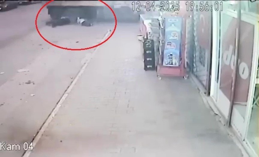 Antalya’da 16 Yaşındaki Genci Hayattan Koparan Kaza Güvenlik Kamerasında