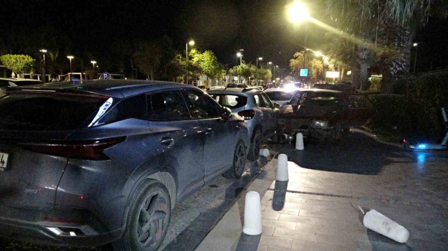 ’dur’ İhtarına Uymayıp Aracını Polisin Üzerine Sürerek Kaçtı, 10 Kilometrelik Kovalamacayla Yakalandı