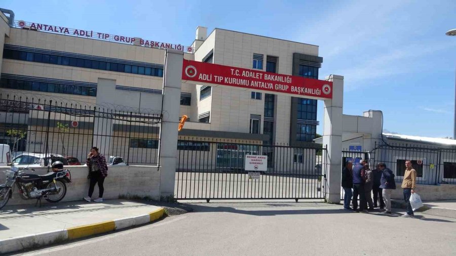 Karbonmonoksit Faciasında Hayatını Kaybeden 3 Kişinin Cenazeleri Teslim Alındı