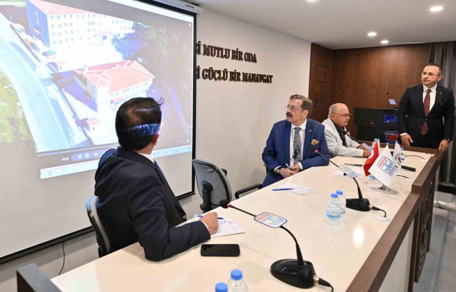 Hisarcıklıoğlu: "manavgat, Türkiye’nin Turizm Lokomotiflerinden Biridir"