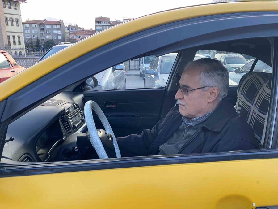 Gasp Edilmekten Biber Gazı Sayesinde Kurtulan Taksici O Anları Anlattı