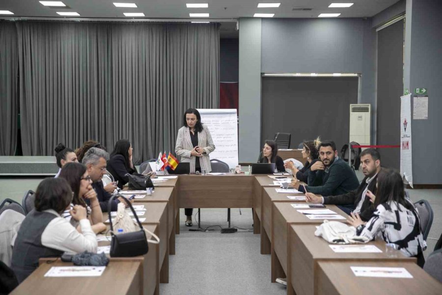 Mersin’de İklim Değişikliğine Karşı Stratejik Hedefler Belirleniyor