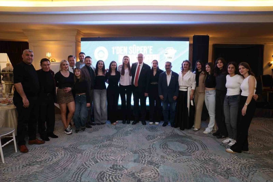 Odunpazarı Kadın Hentbol Takımı Süper Lig’de