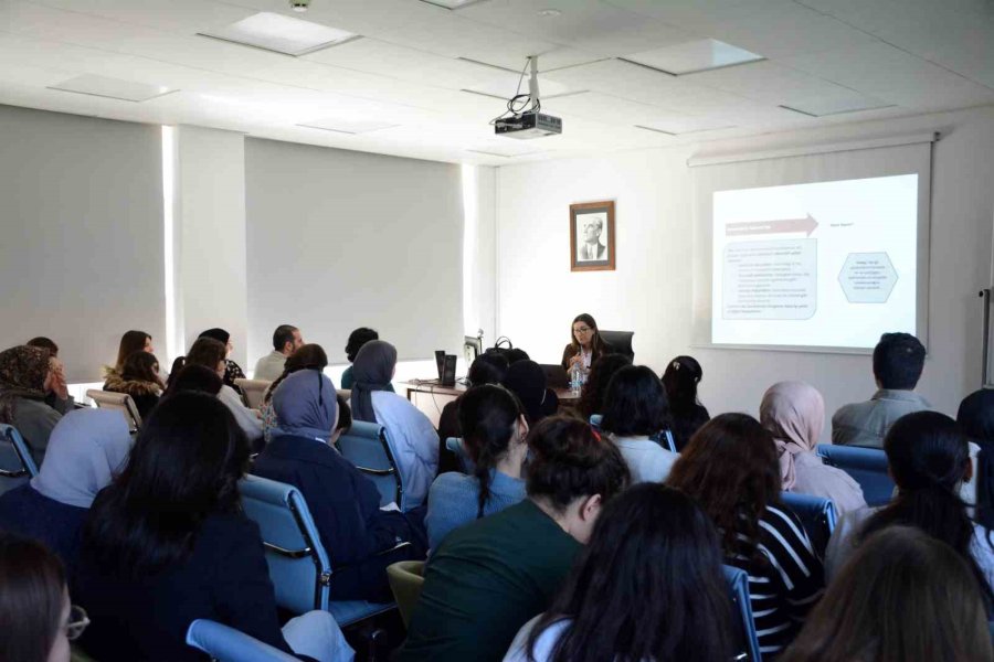 Dilkom’da "ses Bozukluklarında Planlama Nasıl Yapıyorum" Semineri