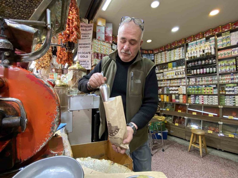 Türk Kahvesi Nasıl Tüketilmeli