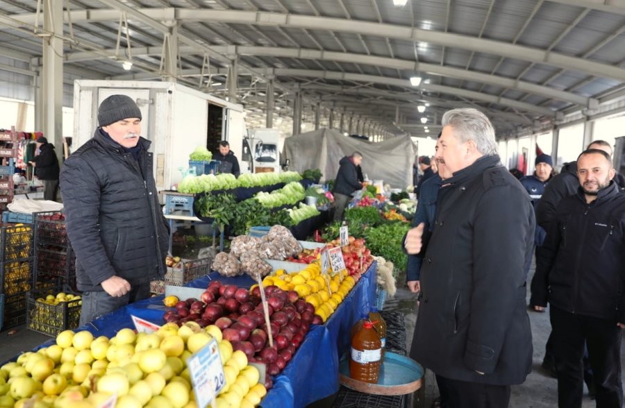 Pazar Yerleri, İlçenin Ekonomik Ve Sosyal Yaşamına Değer Katıyor