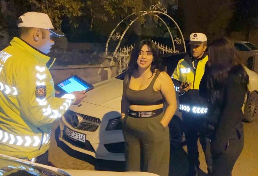 Polisi Alarma Geçiren Alkollü Kadınlar Gazeteciyi Darbedip Tehdit Etti