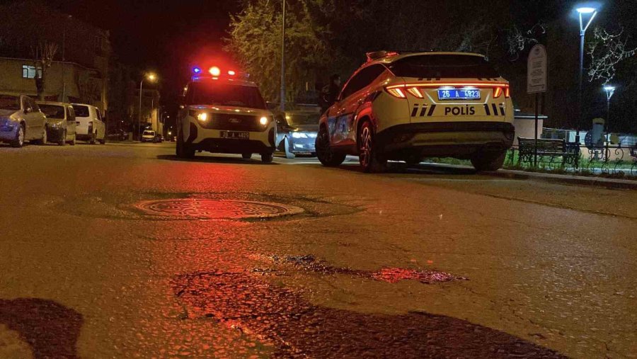 Pompalı, Tüfekli Kavgada 1 Kişi Bıçakla Yaralandı