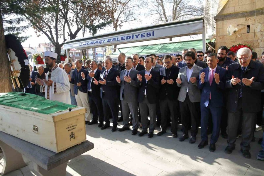 Vali Aksoy, Tolga Yılmaz’ın Vefat Eden Babası Tayyar Yılmaz’ın Cenazesine Katıldı