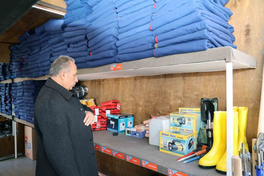 Talas’ta Acil Durum Konteynerleri Güven Veriyor