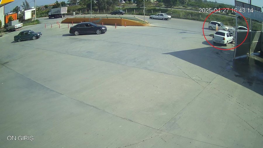 Antalya’da Göz Göre Göre Kaza: 2 Yaralı