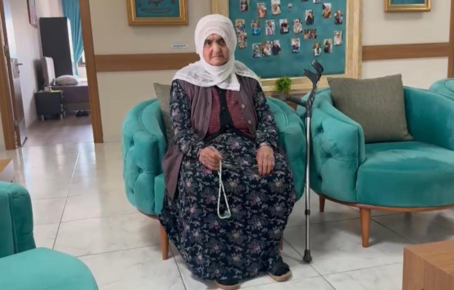 Annesi Huzurevini Mesken Tuttu, İşadamı Yaşlı Bakım Merkezini Kapatmaktan Vazgeçti