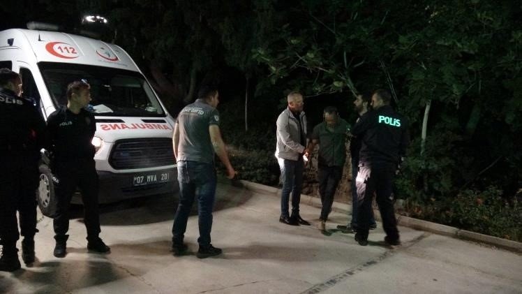 Sevgilisiyle Tartışıp 25 Metrelik Falezlere Çıktı, 2,5 Saatte İkna Edilebildi