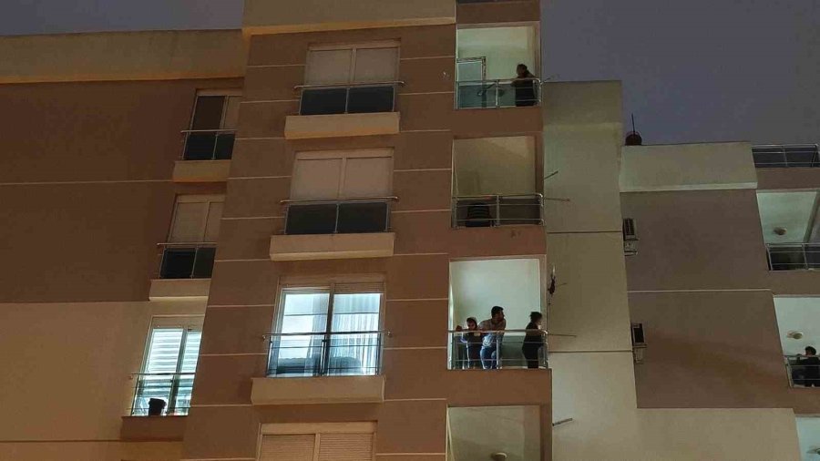 Evde Uykuya Dalan Alzaymır Hastası Yaşlı Adam Polisi Alarma Geçirdi