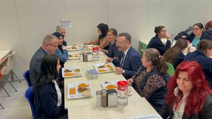 Milli Savunma Ürünlerinin Kritik Parçalarını Eskişehirli Kadın İşçiler Üretiyor