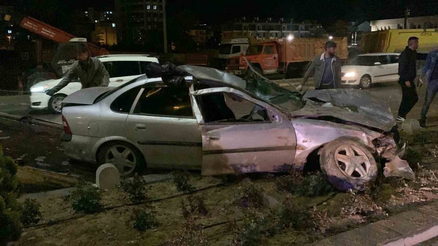 Karaman’da Takla Atan Otomobildeki 2 Kişi Yaralandı